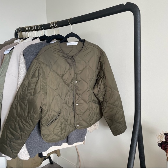 Green Quilted Puffer Jacket - Picture 2 of 4